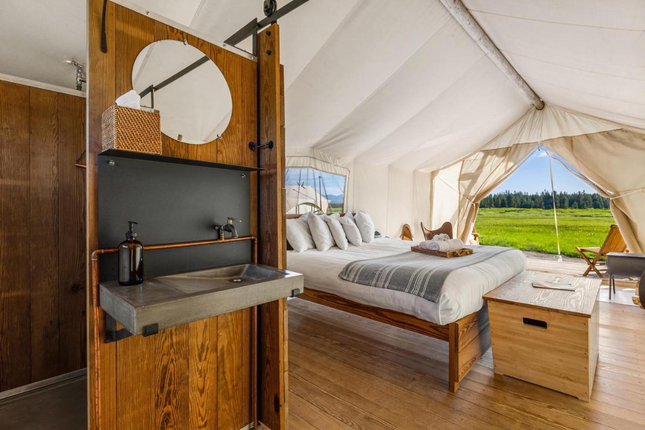 Under Canvas Уест Йелоустоун Екстериор снимка